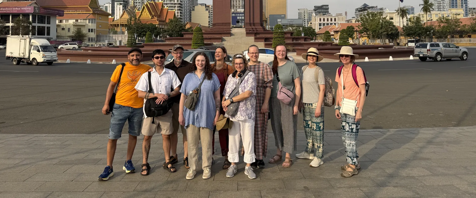Group photo in front of a building