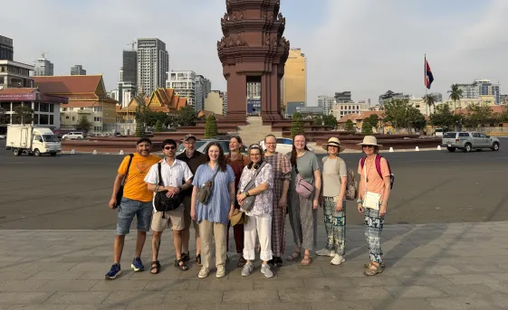 Group photo in front of a building
